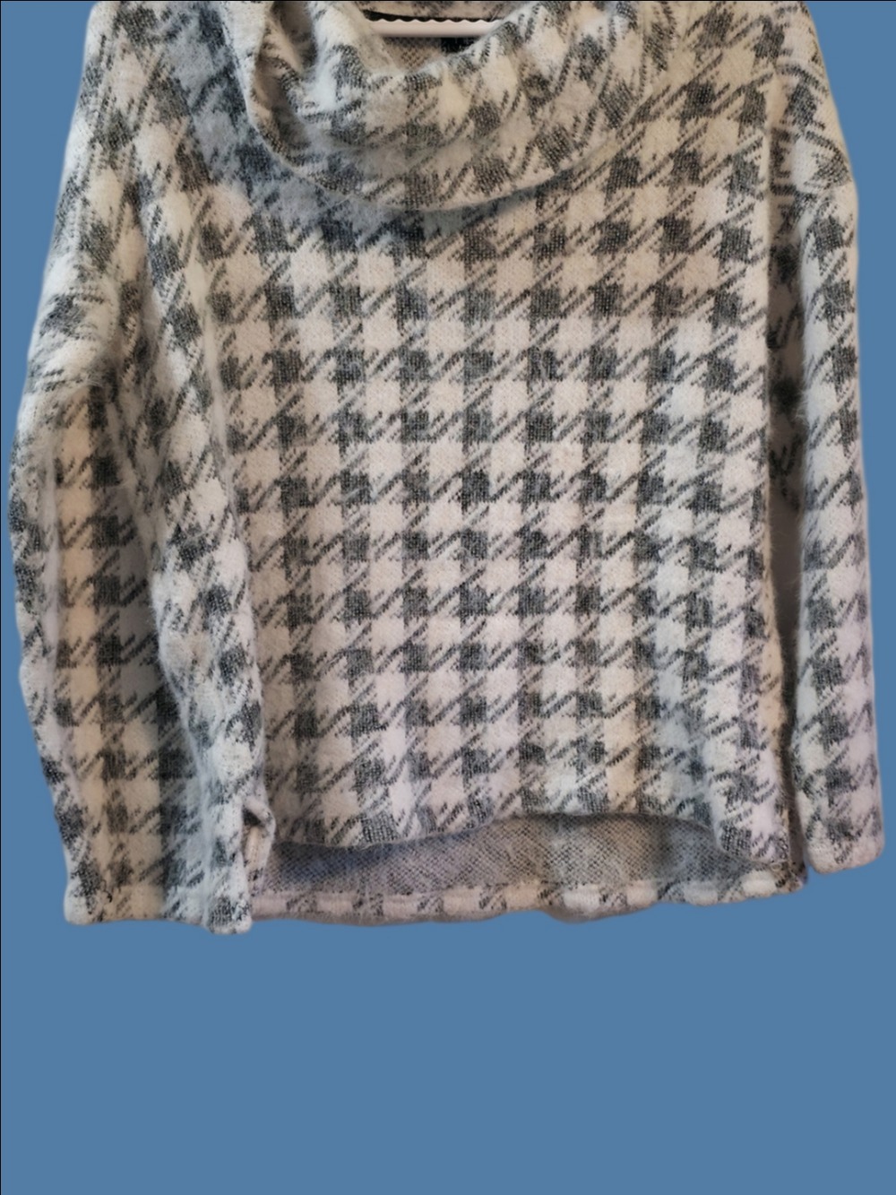4/$67 Deal! Tribal Cozy Houndstooth Cowl Neck Soft Sweater